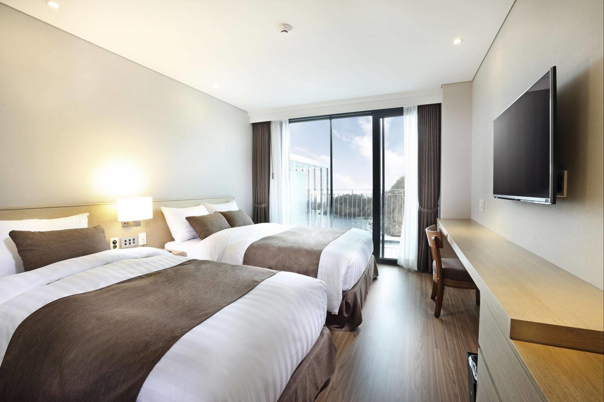 Hotel Fine Seogwipo-stad Buitenkant foto